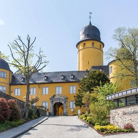 Hotel Schloss Монтабаур Экстерьер фото